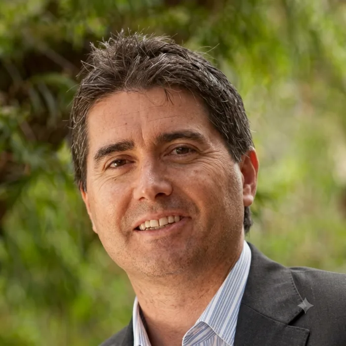 Andy Caruso Headshot Edited